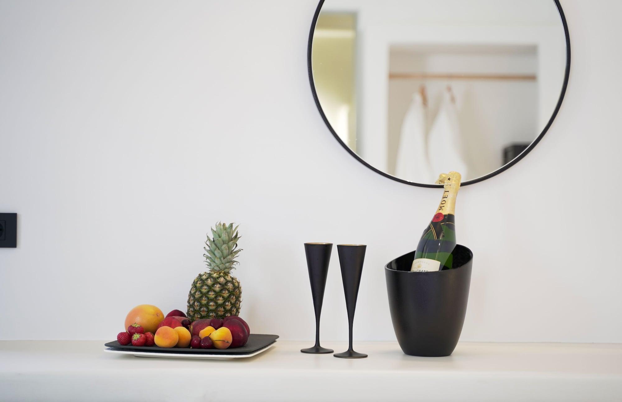King'S Suites Kamári Dış mekan fotoğraf